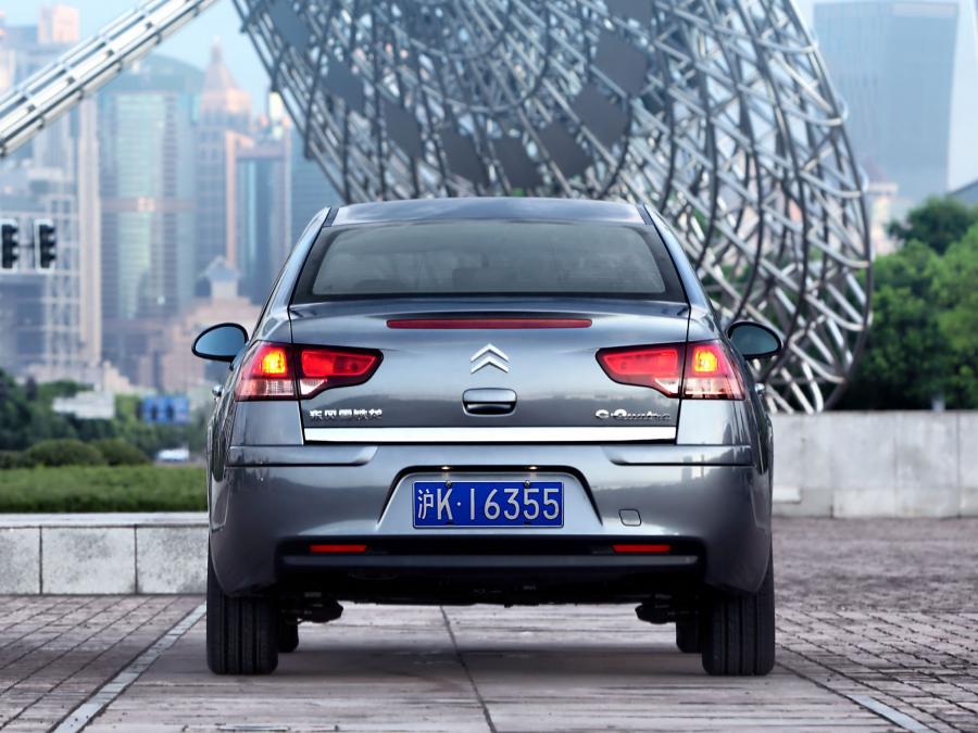 Citroen C-Quatre Sedan 2009 года  (фото 9 из 15)